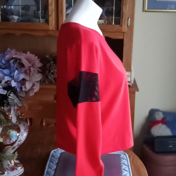 Flirtitude Active Long Sleeve Tee - Picture 4 of 6